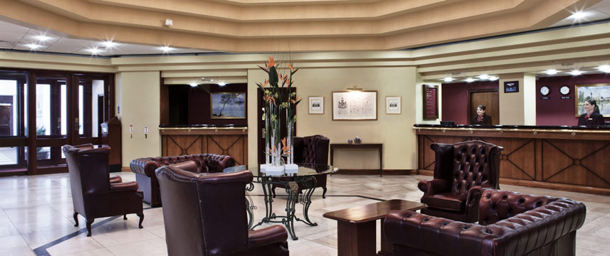 Copthorne Hotel  Effingham Gatwick Lobby